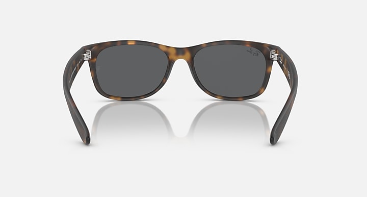 Ray-Ban RB2132 Wayfarer sunglasses, tortoise frame, dark lenses, straight-on front