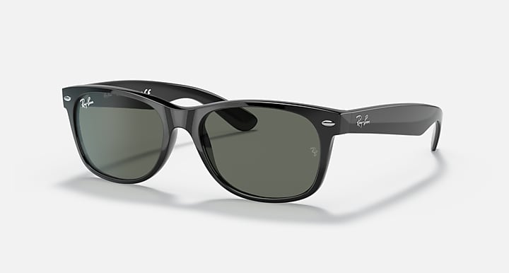 Ray-Ban Wayfarer RB2132 sunglasses, black frame, dark green lenses
