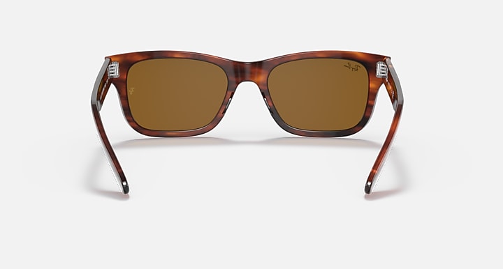 Ray-Ban Mr Burbank RB2283 sunglasses, striped Havana frame with brown lenses, front view