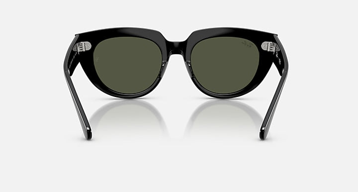 Ray-Ban Doreen RB2286 sunglasses, angled front with black frame and dark green lenses