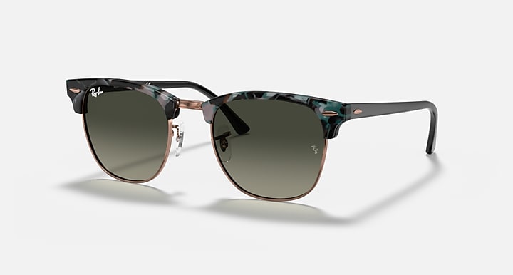 Ray-Ban Clubmaster sunglasses front view, dark tortoise frame with green lenses and gold-tone
