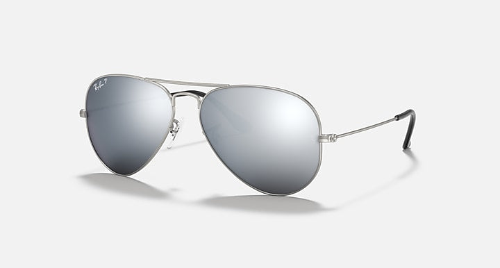 Aviator sunglasses with silver frame and dark grey mirrored lenses