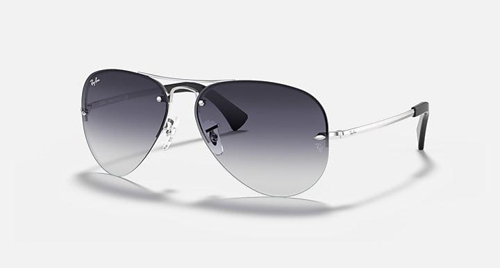 Ray-Ban aviator sunglasses with silver frame and dark gray gradient lenses