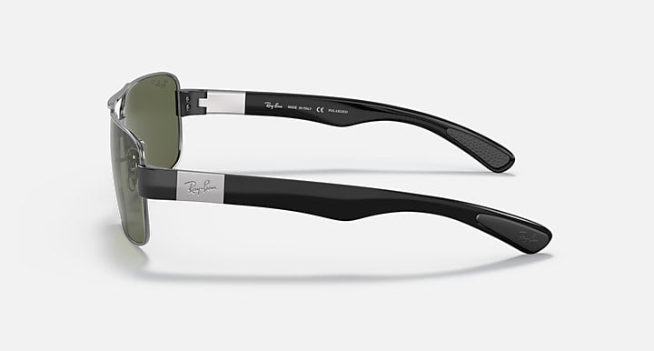 Ray-Ban RB3522 sunglasses side view with gunmetal frame and dark green lens