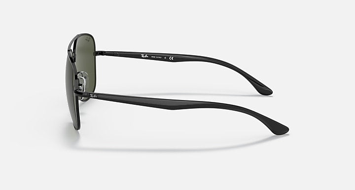 RB3683 aviator sunglasses side view with black frame and dark lenses