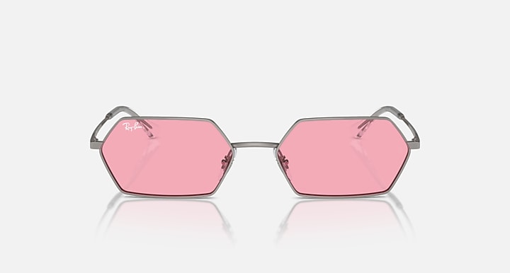 Hexagonal sunglasses with pink mirrored lenses and rose-pink metal frame, front view