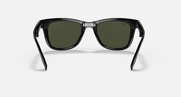 Folding Wayfarer sunglasses, black frame with dark green lenses