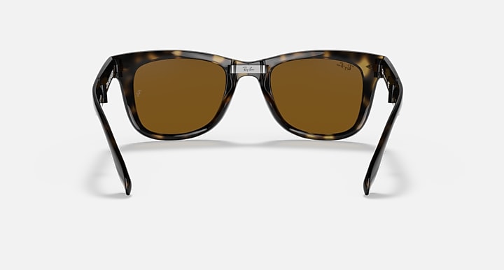 Folding Wayfarer sunglasses, Light Havana frame with brown lenses