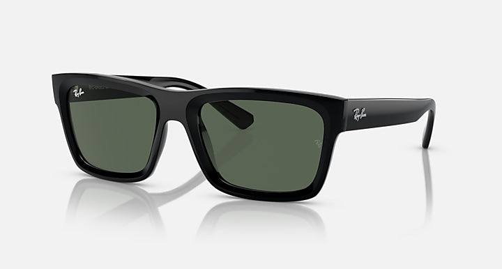 Ray-Ban sunglasses with black frame and dark green lenses, square low-bridge style