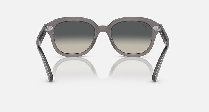 Ray-Ban Erik low-bridge sunglasses in dark frame with tinted lenses, front view
