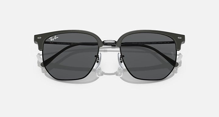 Ray-Ban Clubmaster sunglasses front view with black frames and dark lenses