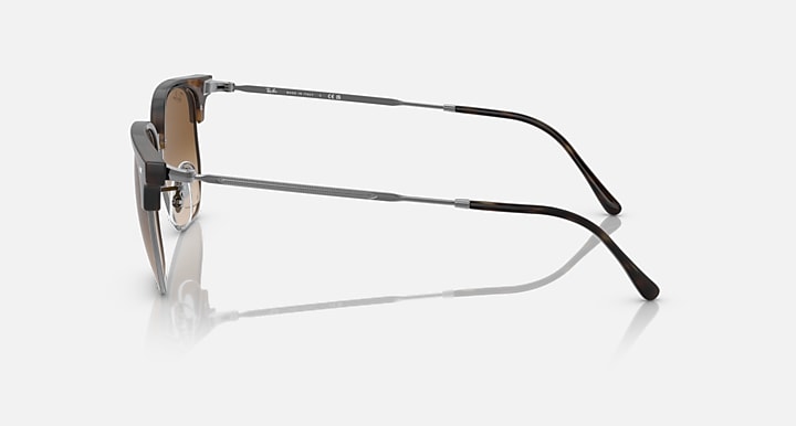 Ray-Ban Clubmaster sunglasses side view with bronze lenses and tortoise temples