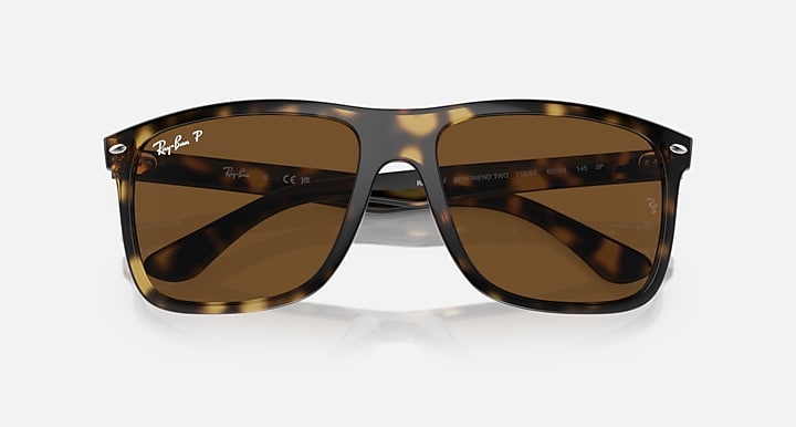 Ray-Ban Boyfriend Two RB4547F sunglasses, top view with brown lenses and tortoise finish