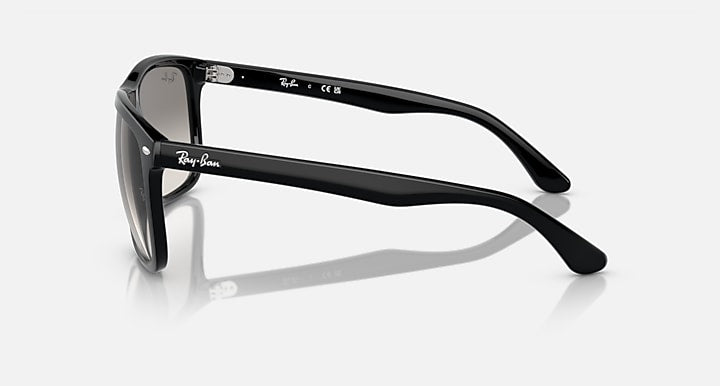 Ray-Ban Boyfriend sunglasses, side view, black frame with clear grey gradient lenses