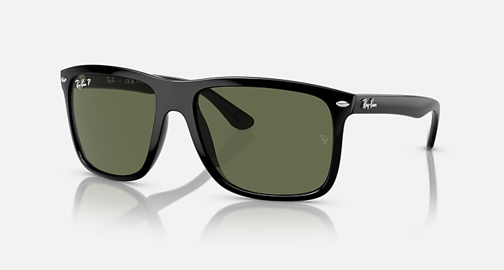 Ray-Ban Boyfriend sunglasses with black frame and olive green polarized lenses