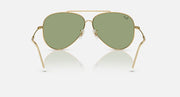 Ray-Ban aviator sunglasses with gold frame and green mirrored lenses, front view.