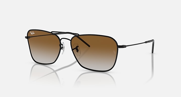 Ray-Ban Caravan Reverse sunglasses with dark frame and brown gradient lenses