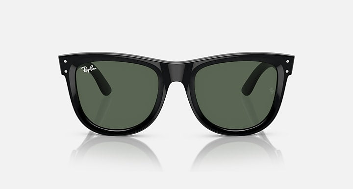 Ray-Ban Wayfarer Reverse sunglasses, dark green lenses, black frame, centered front view