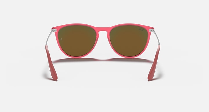 Ray-Ban Junior Erika sunglasses, pink frame with dark green lenses, front view