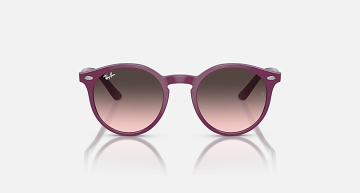 Ray-Ban sunglasses, front view: fuchsia frame with rose gradient lenses and round shape