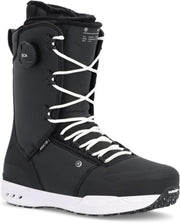 Men's black snowboard boots, lace-up with padded cuff and molded toe cap