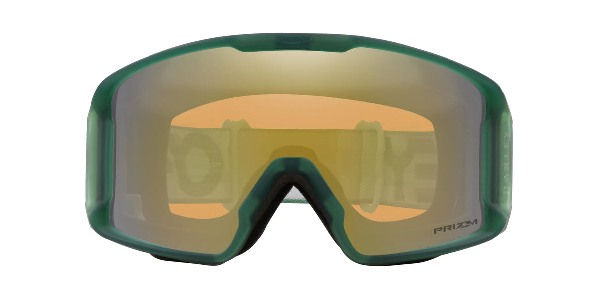 Green snow goggles with Prizm lens and amber tint