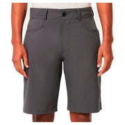 Oakley hybrid 21-inch shorts in dark grey, front button closure and side pockets