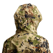 Women’s hooded camo jacket, close-up view of hood and front