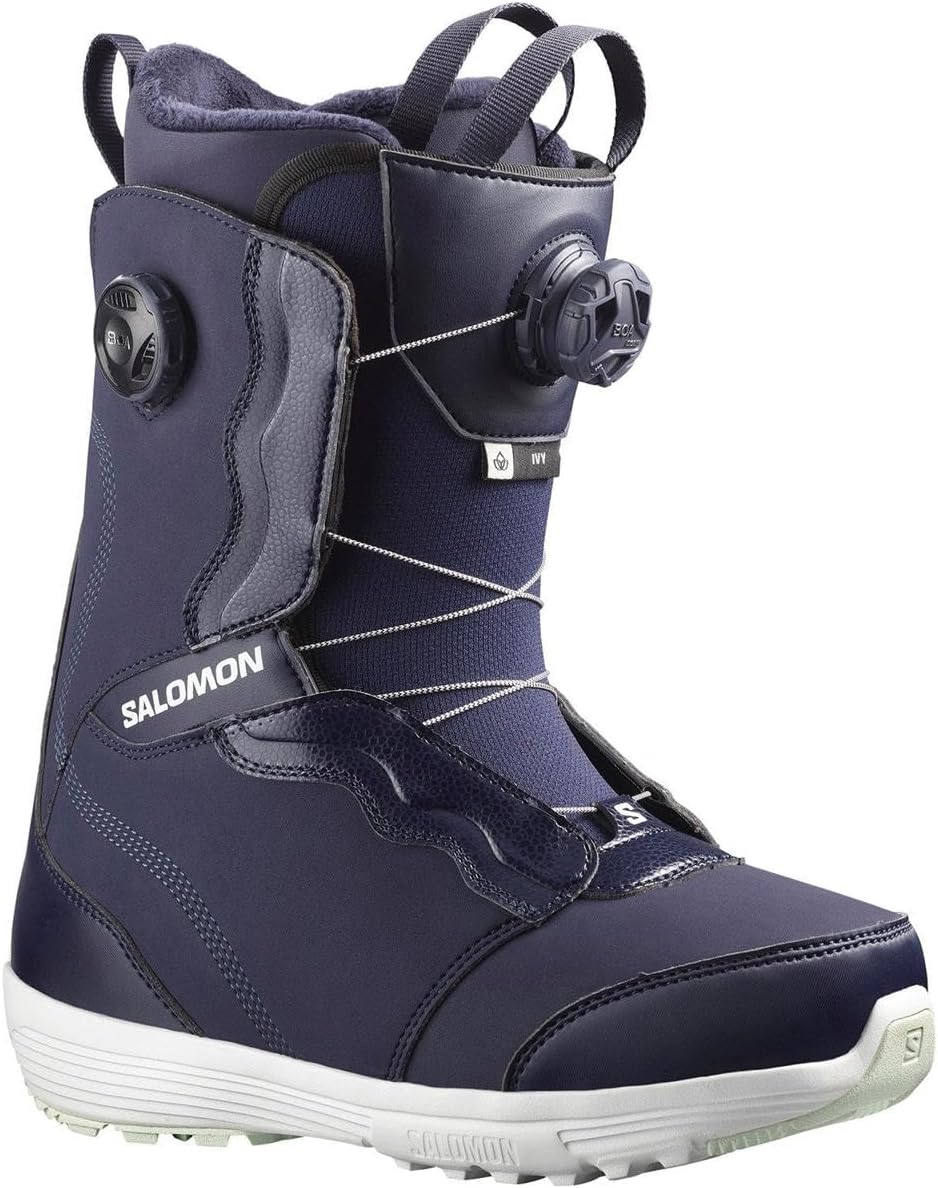 Women’s snowboard boot in dark blue with BOA dial and lace harness, padded collar