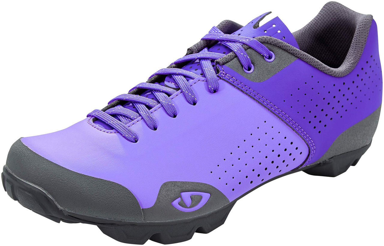 Lace-up cycling shoe in purple with perforated upper and dark rubber sole