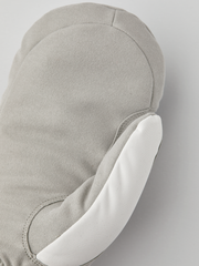 Hestra comfort tracker mittens in light gray with off-white inner palm panel