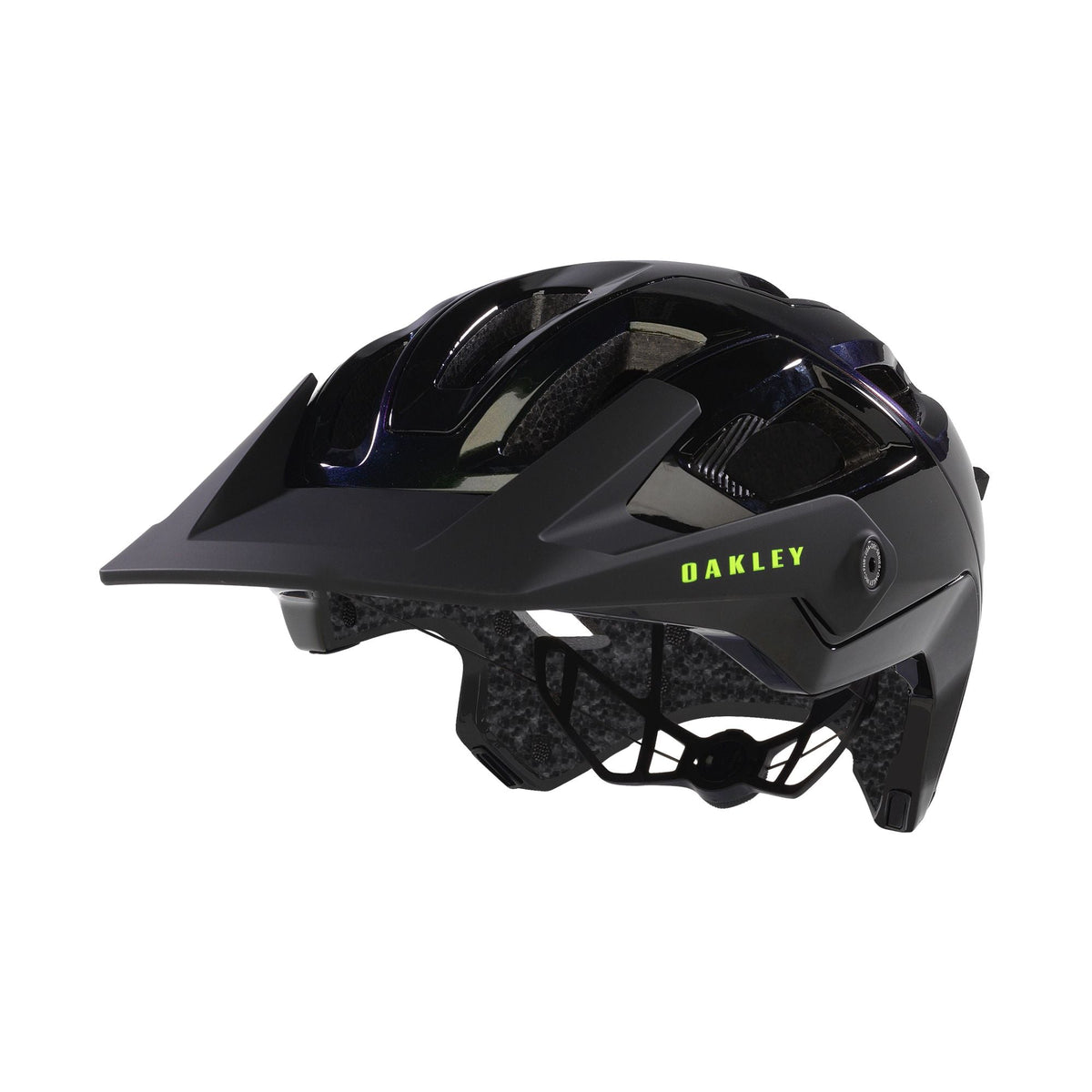 Oakley DRT5 Maven matte black helmet with ventilation vents and chin strap