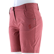 Women’s trail MTN 40 shorts in Merlot Red, front pockets and belt loops