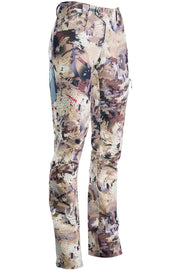 Women’s hunting pants in marsh camo print, full length with zip fly
