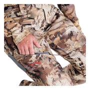 Marsh camo hunting pants with hand pocket zipper and camouflage fabric