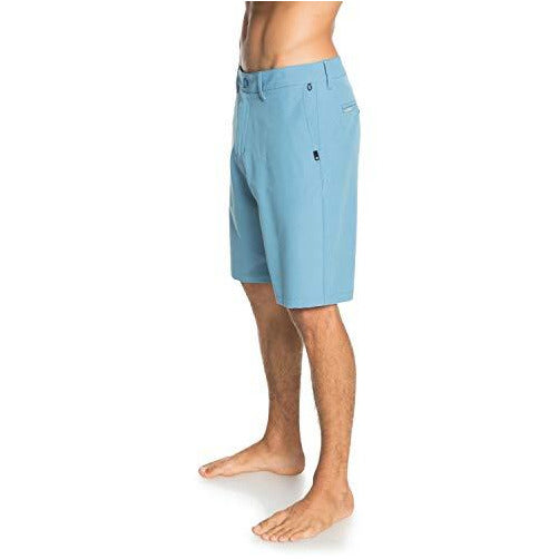 Quiksilver Men's Union Amphibian Hybrid 20 Inch Outseam Short